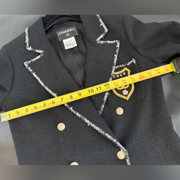 ❗️SOLD❗️LOT 1688❗️FINAL PRICE❗️BRAND NEW ICONIC CHANEL 2005 coat - Picture 15 of 17